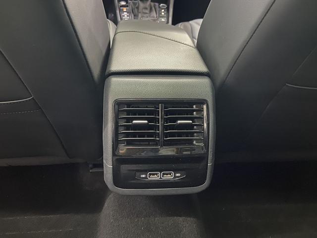 Volkswagen Sagitar id 4392290 из Китая 7