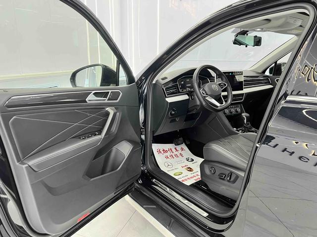 Volkswagen Tiguan L 2023 Черный из Китая