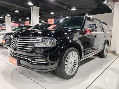Lincoln Navigator
