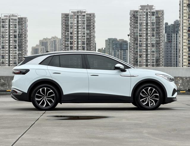 Volkswagen ID.4 X 2023 Белый из Китая, фото 5