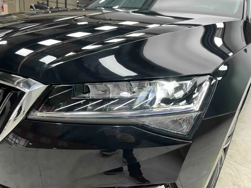 Skoda Superb — фото 6