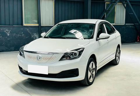 Dongfeng Aeolus E70