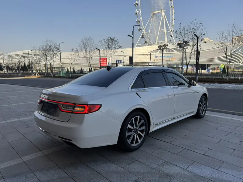 Lincoln Continental — фото 6