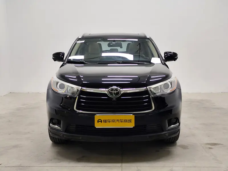 Toyota Highlander — фото 2