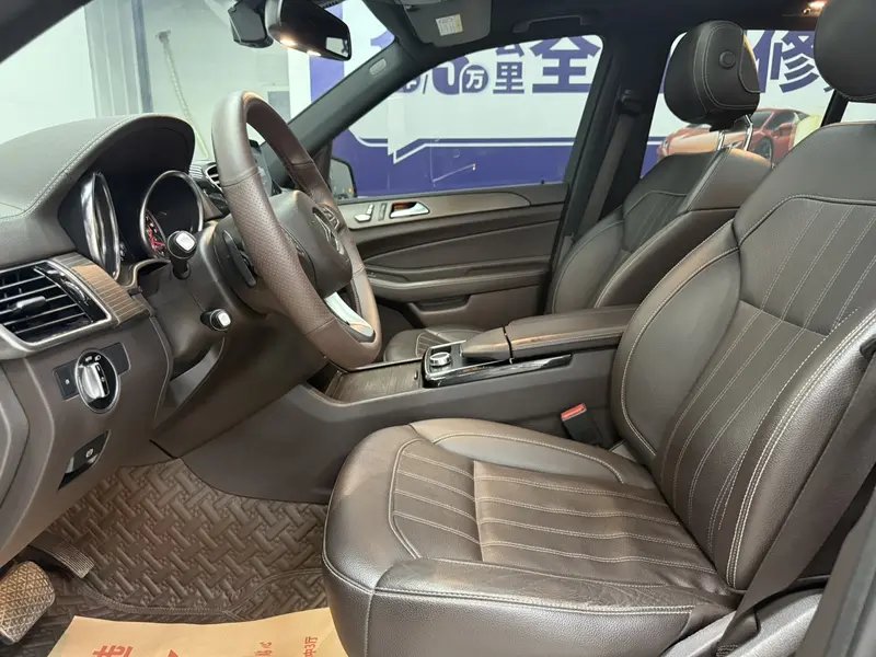 Mercedes-Benz GLE — фото 9