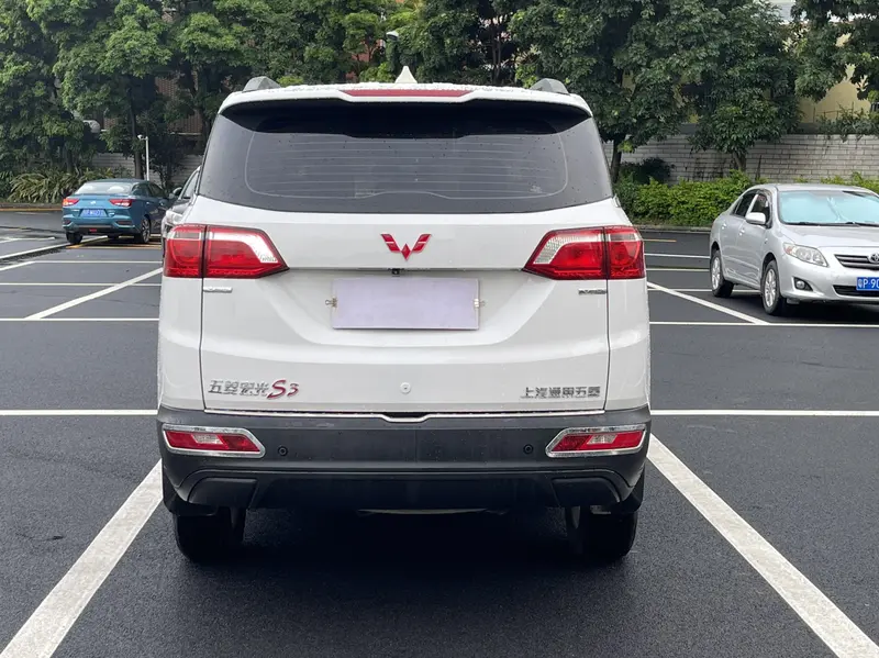 Wuling Hongguang S3 — фото 5