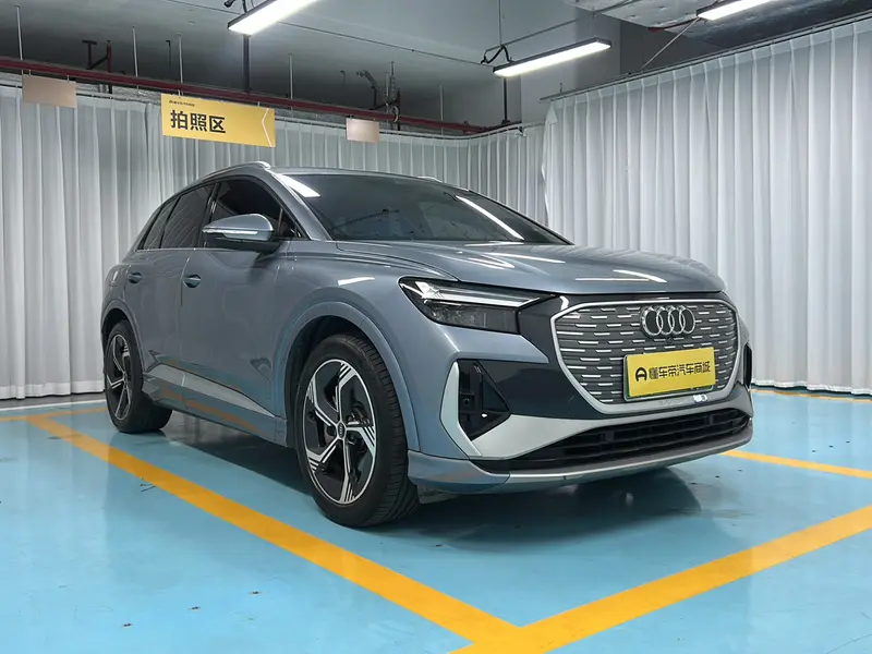 Audi Q4 e-tron 40 e-tron — фото 3