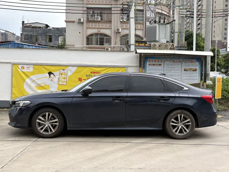 Honda Civic 240TURBO CVT — фото 3