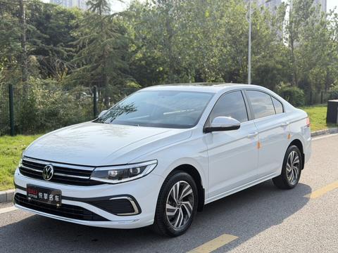 Volkswagen Bora 2025 200TSI DSG