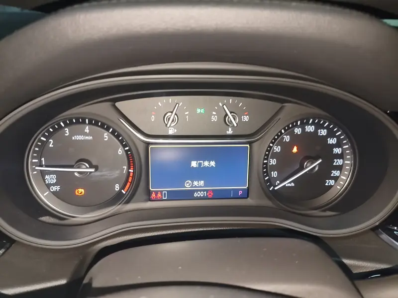Buick Regal рестайлинг 25T — фото 13