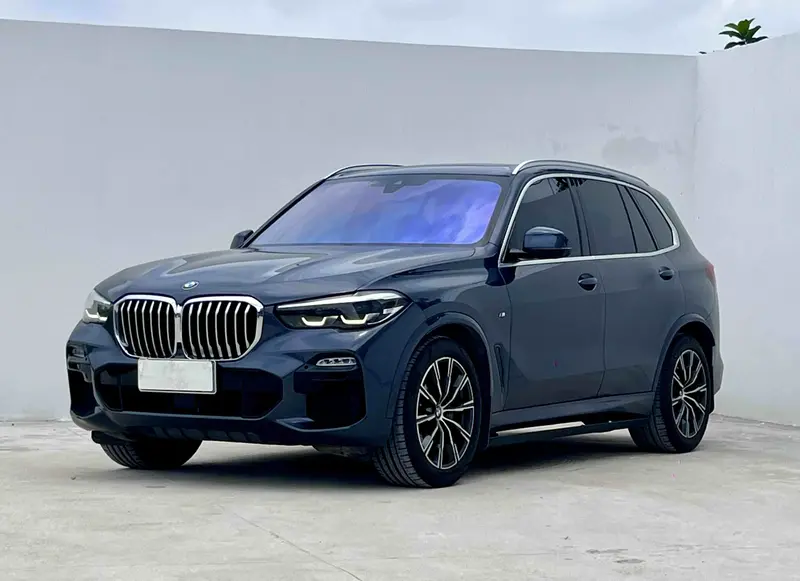 BMW X5 — фото 1