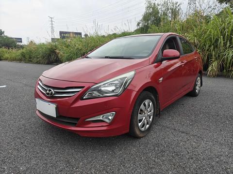 Hyundai Reina
