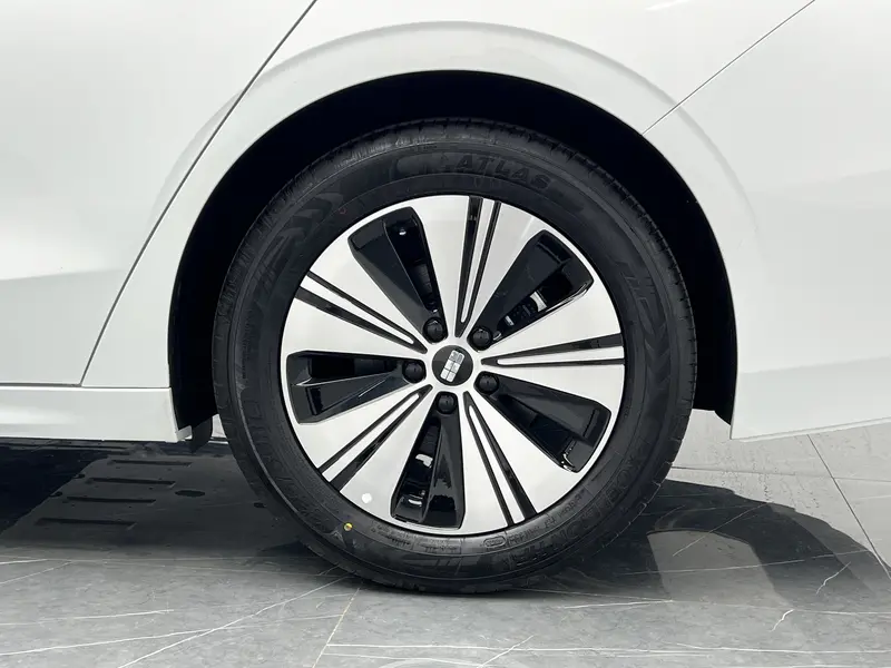 Geely Galaxy A7 EM — фото 11