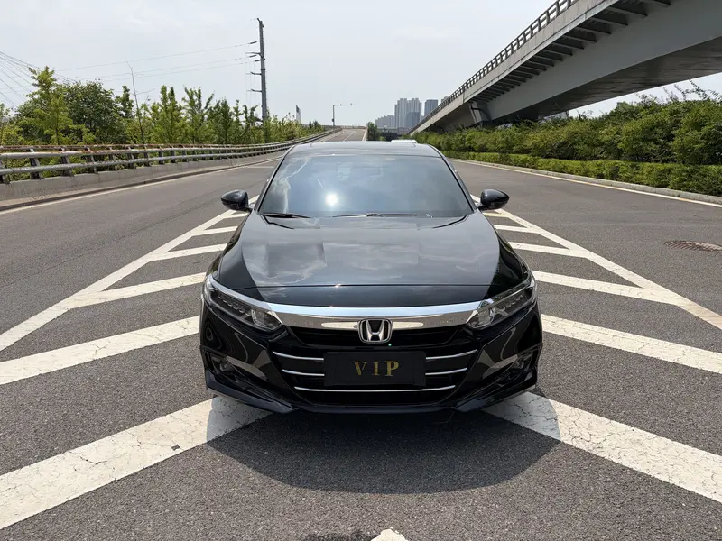 Honda Accord — фото 2