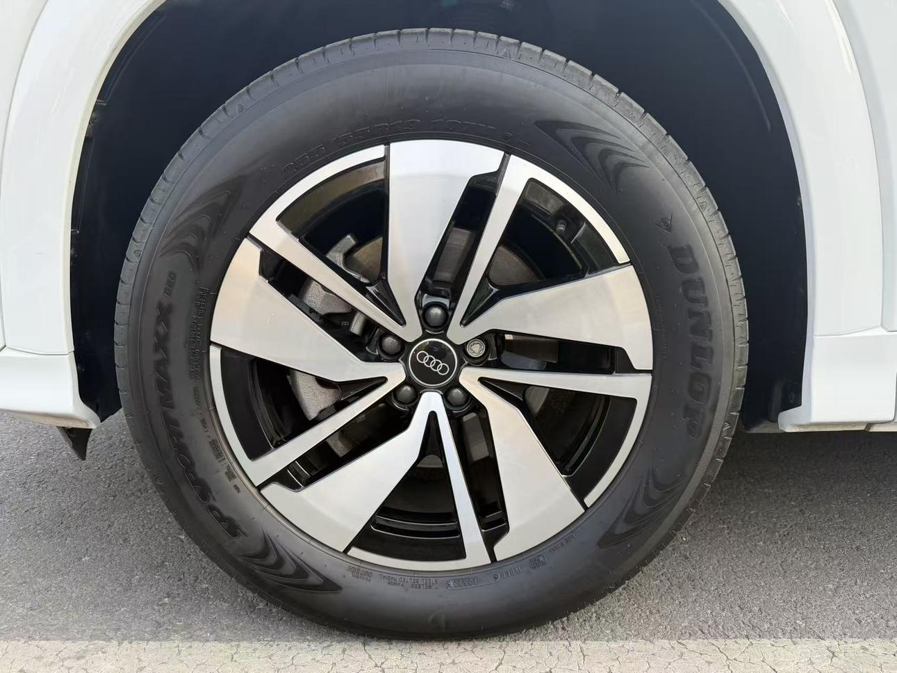 Audi Q6: фотография 7 из 15