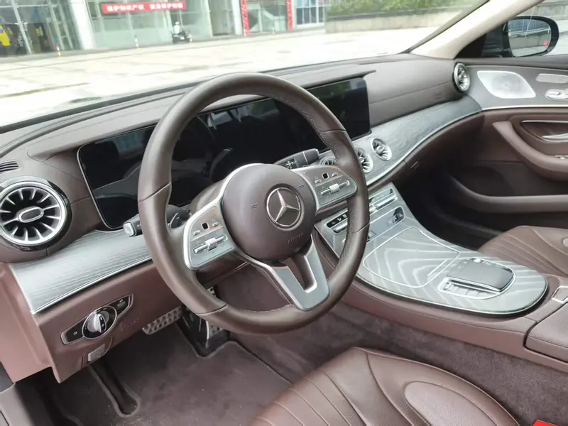 Mercedes-Benz CLS — фото 10