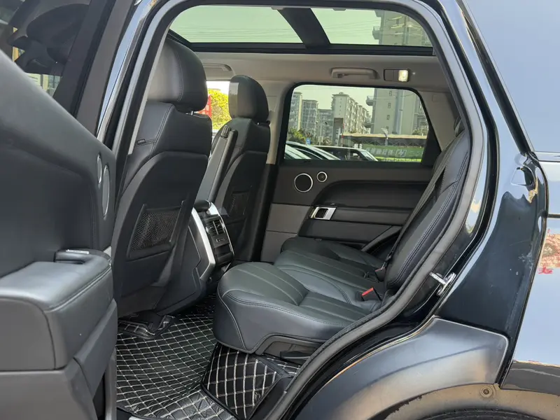 Land Rover Range Rover Sport — фото 11
