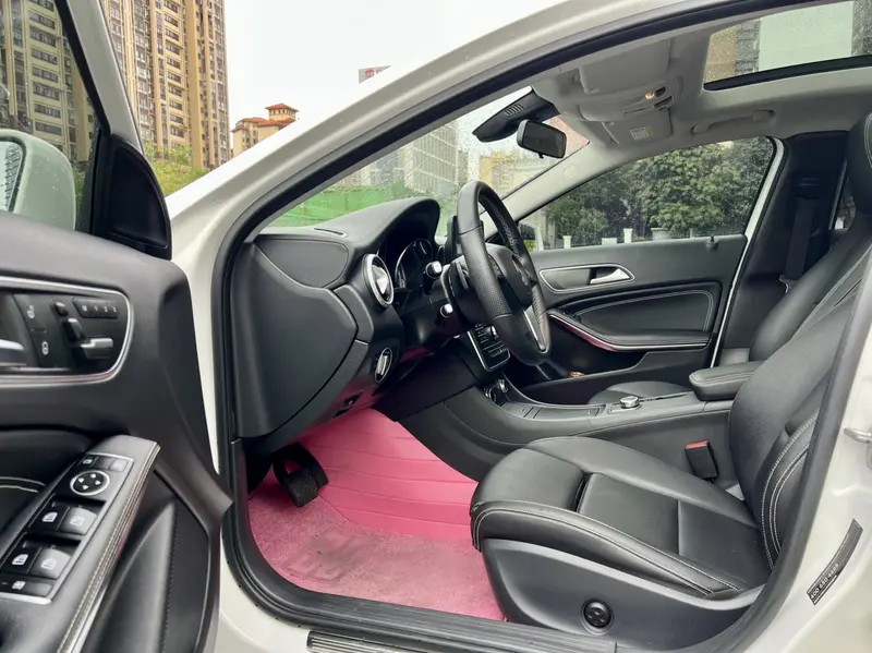 Mercedes-Benz GLA — фото 9