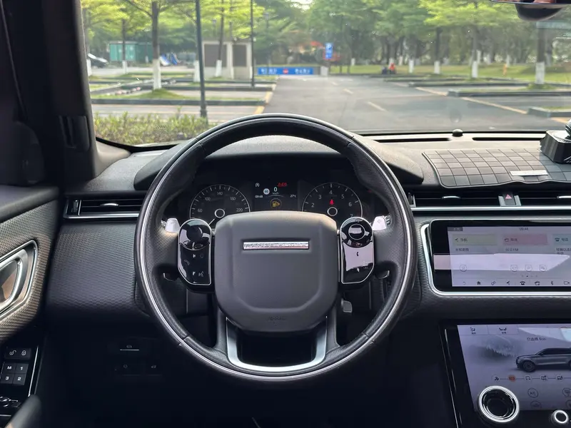 Land Rover Range Rover Velar — фото 11