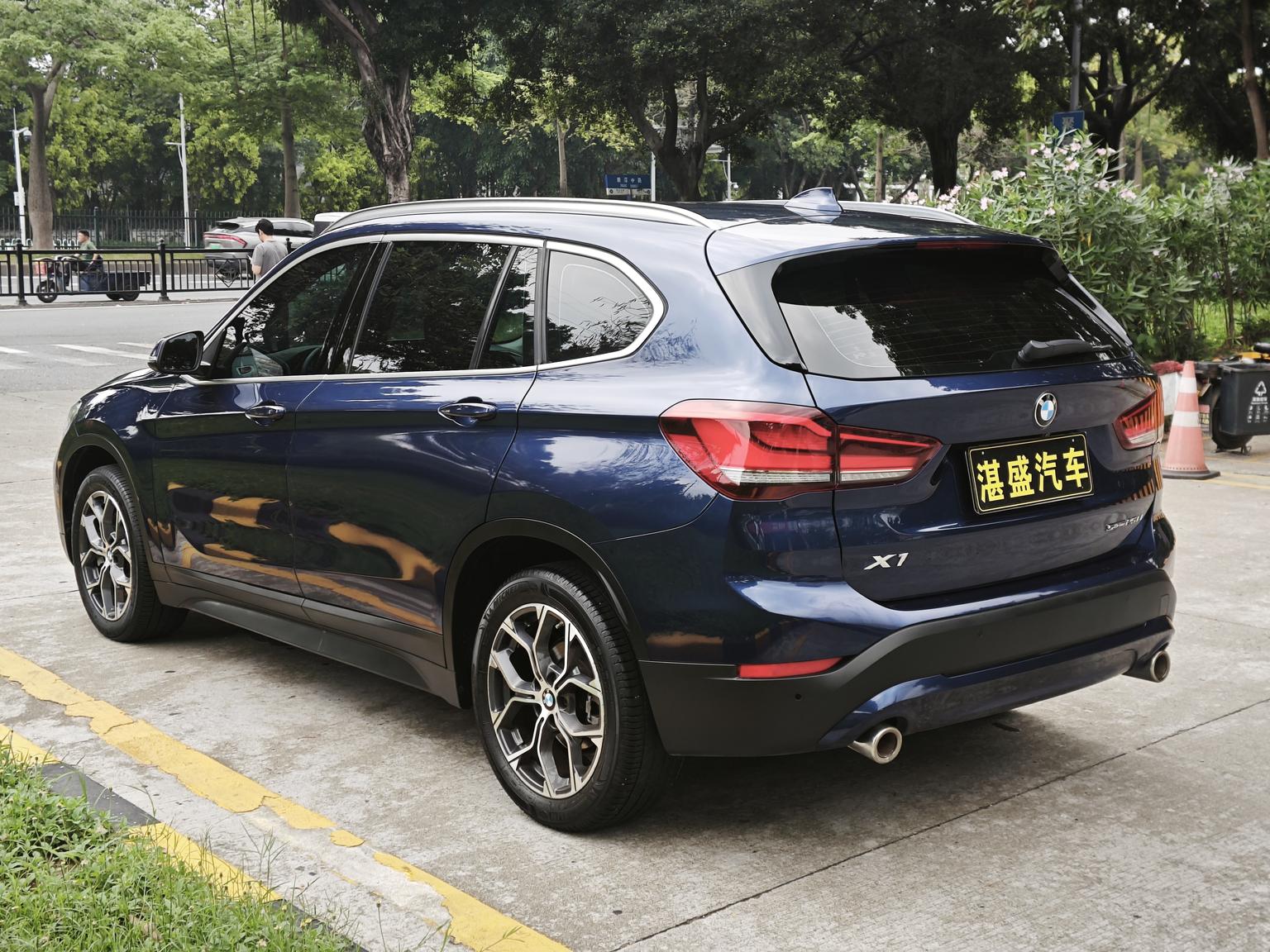 BMW X1: фотография 5 из 15