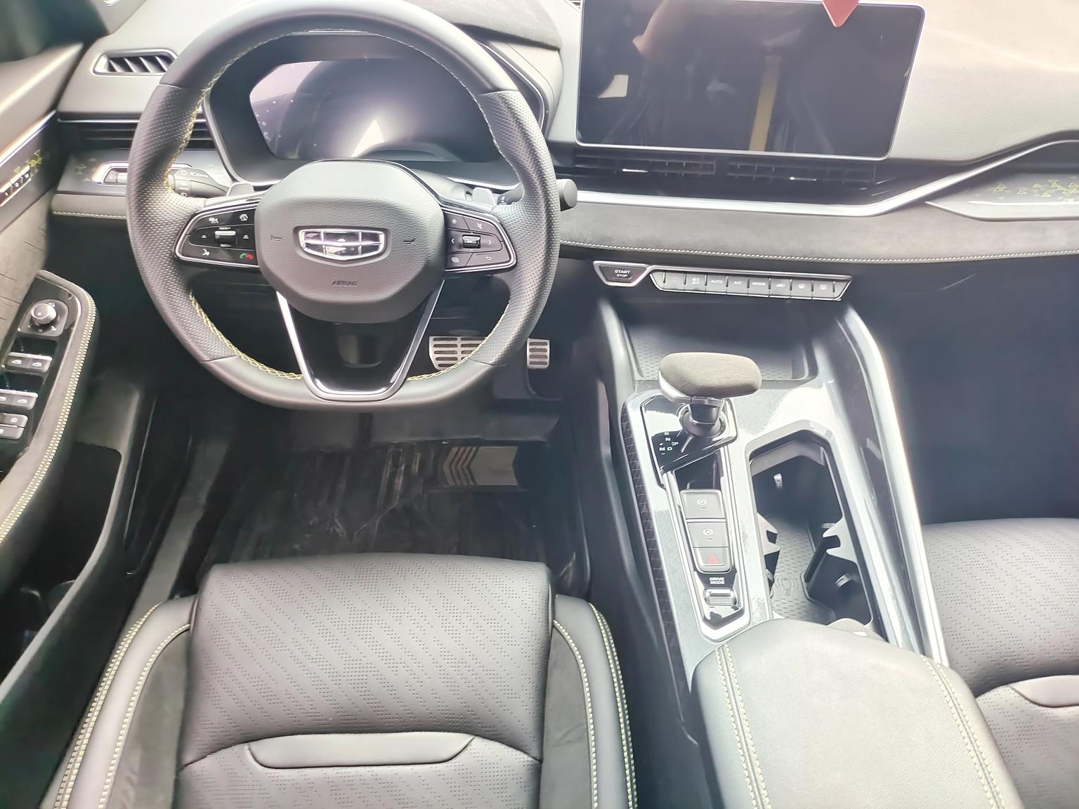Geely Xingrui: фотография 7 из 14