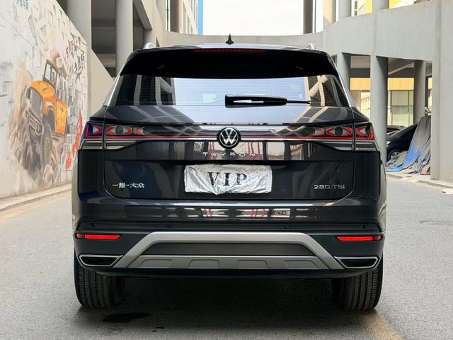 Volkswagen Tanyue 2022 Темно-серый из Китая, фото 2