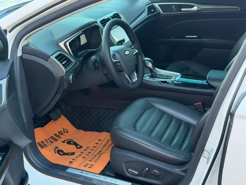 Ford Mondeo 2.0 L GTDi 200 Luxury — фото 8