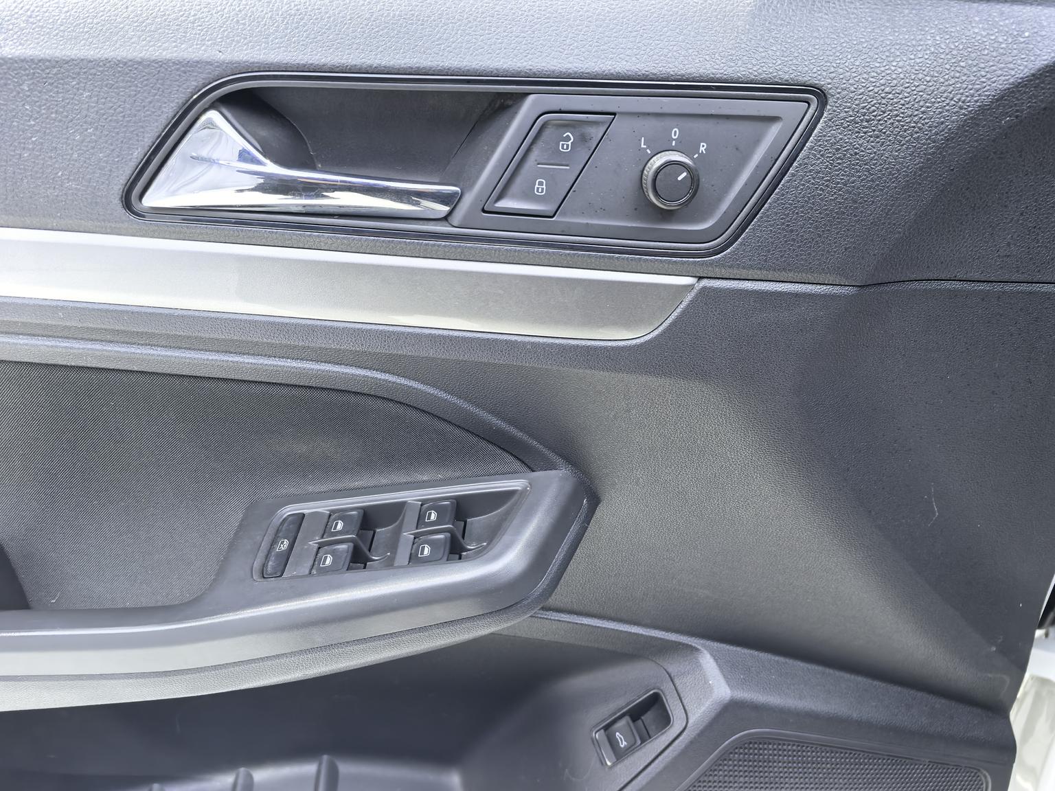 Volkswagen Lavida: фотография 15 из 15