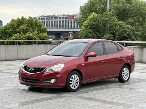 Hyundai Elantra 2015 1.6L AT Comfort