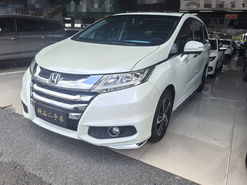 Honda Odyssey — фото 1