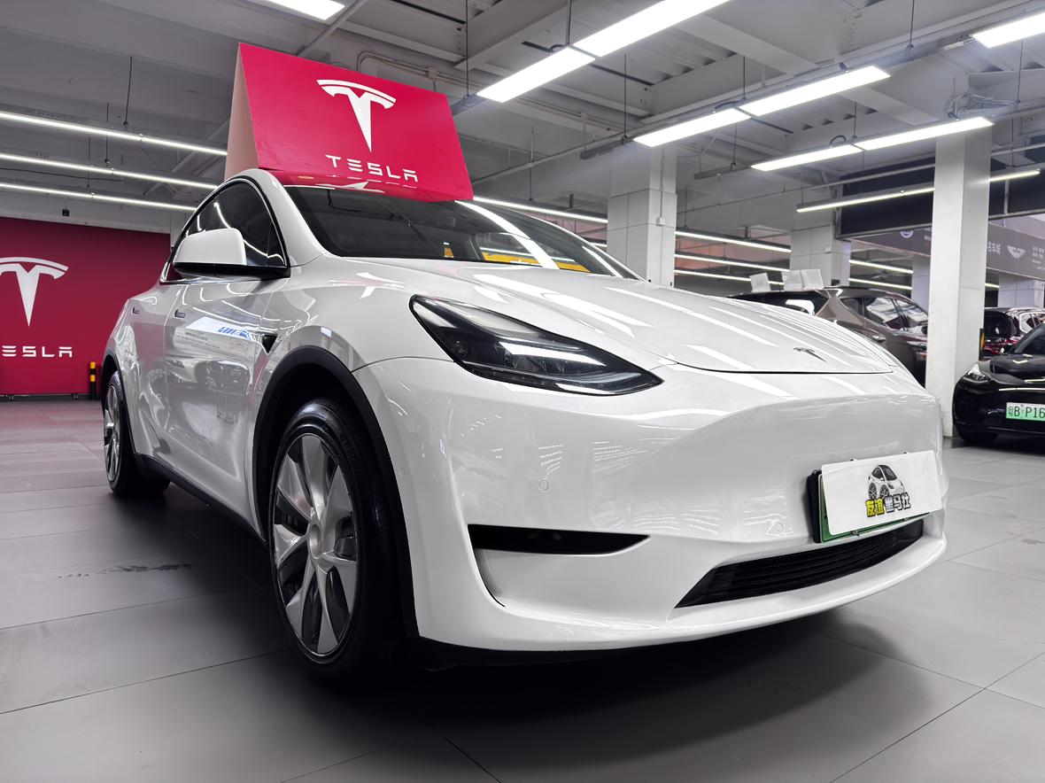 Tesla Model Y — фотографии объявления, Фото 3