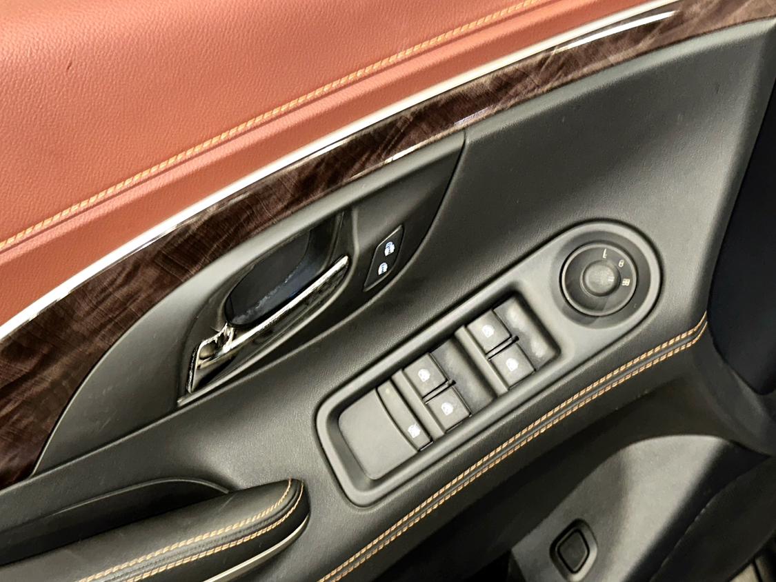 Buick LaCrosse — фотографии объявления, Фото 12