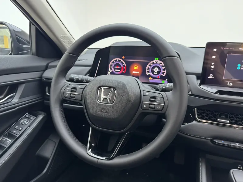 Honda Inspire — фото 16