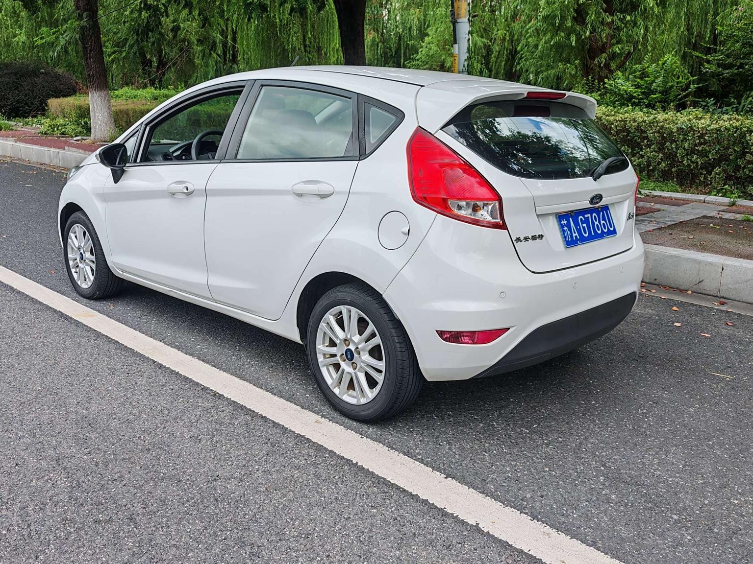 Ford Fiesta — фотографии объявления, Фото 15