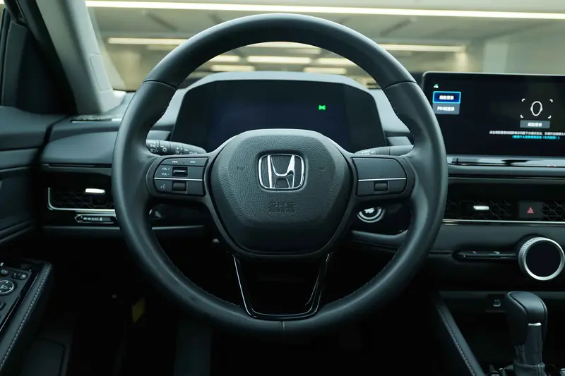 Honda Inspire — фото 9