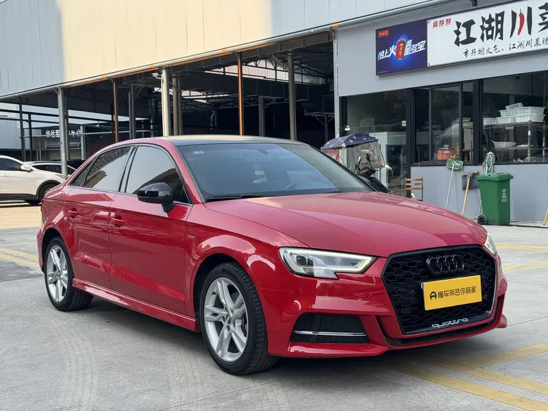 Audi A3 Limousine 35 TFSI стиль VI — фото 3