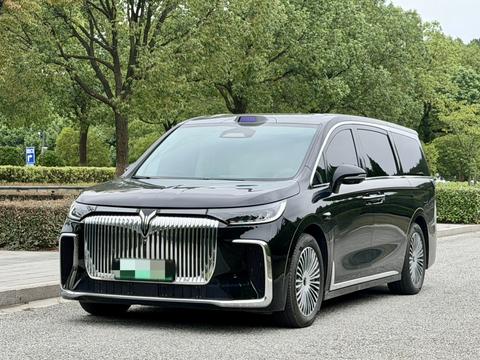 VOYAH Dreamer PHEV