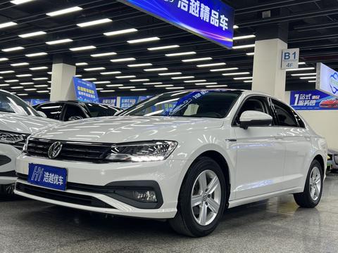 Volkswagen Lamando 2019 230TSI DSG V