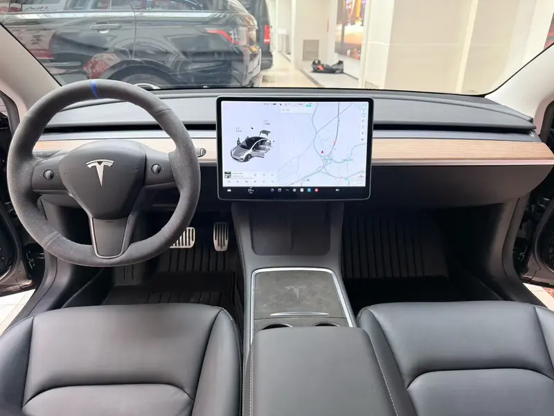 Tesla Model 3 RWD 3 D 6 — фото 4