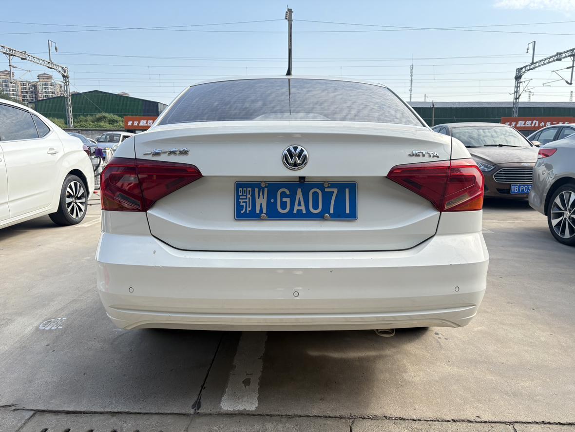 Volkswagen Jetta 2019 1.4L MT Comfort