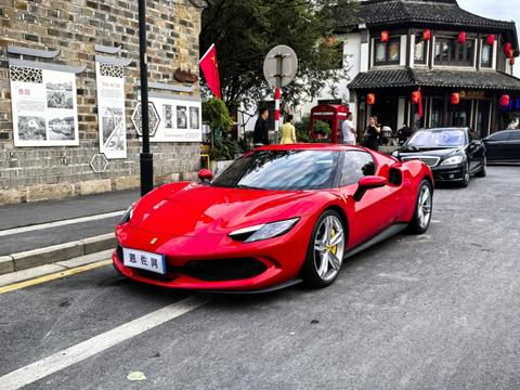 Ferrari 296