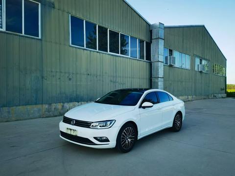 Volkswagen Lamando