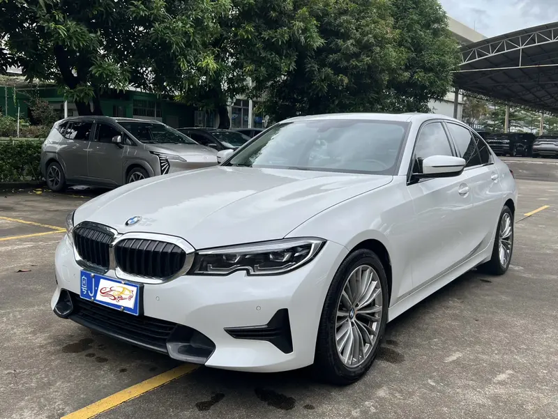 BMW 3 320i Sport Package
