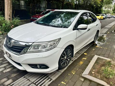 Honda Crider 2013 1.8L AT Luxury