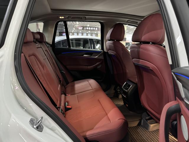 BMW X3 2024 Белый из Китая, фото 3