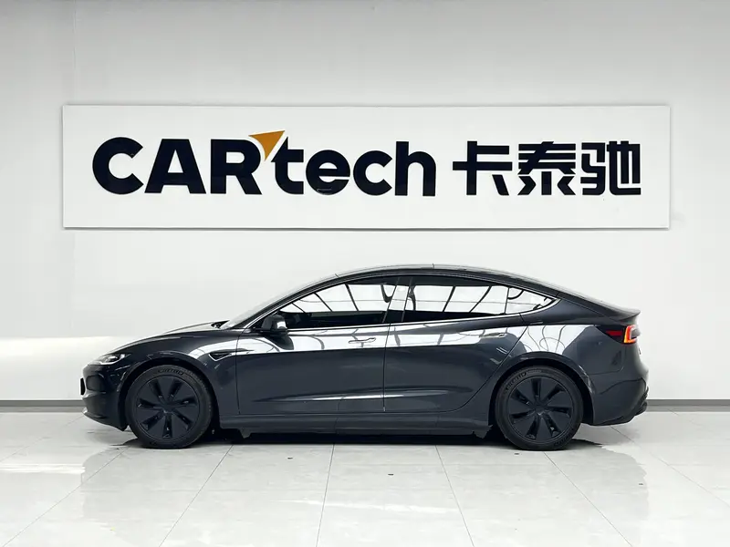 Tesla Model 3 — фото 3