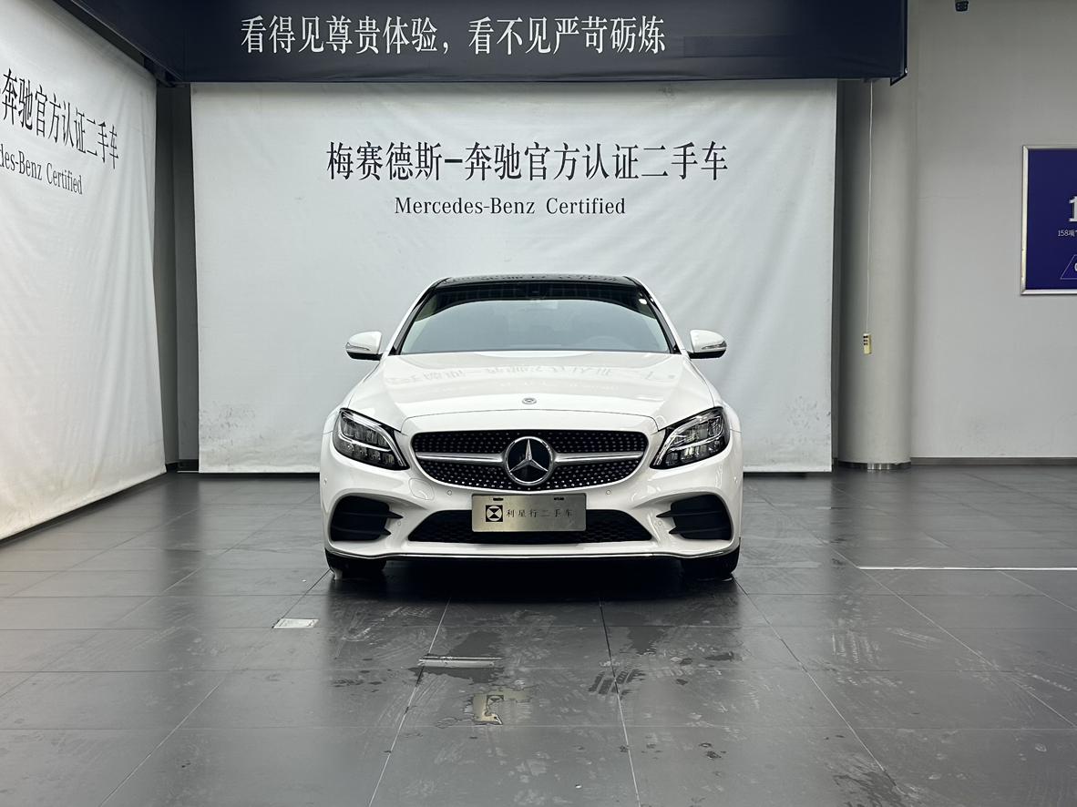 Mercedes-Benz C-Class: фотография 2 из 17