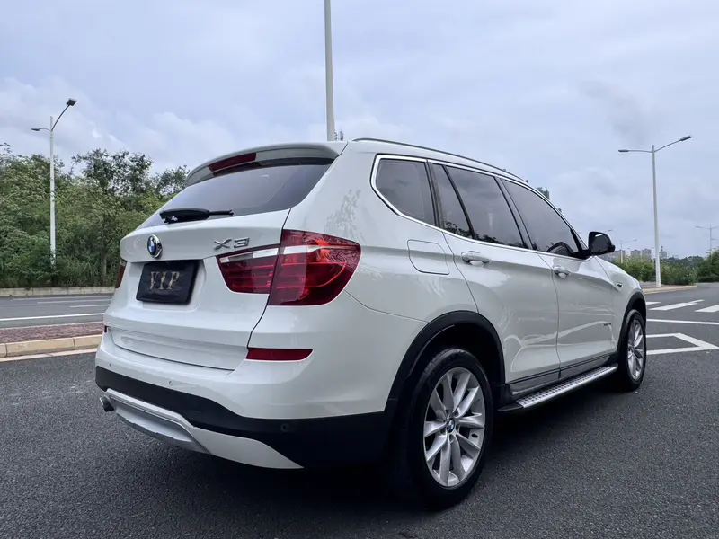BMW X3 — фото 7