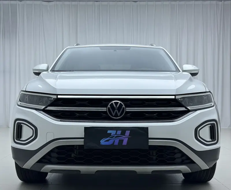 Volkswagen T-Roc — фото 2