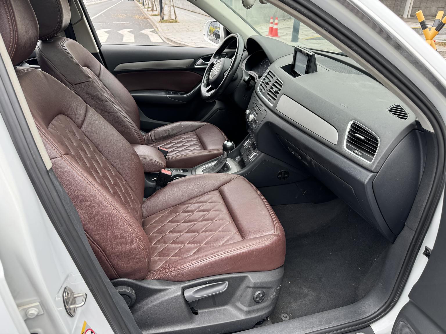 Audi Q3 — фотографии объявления, Фото 14